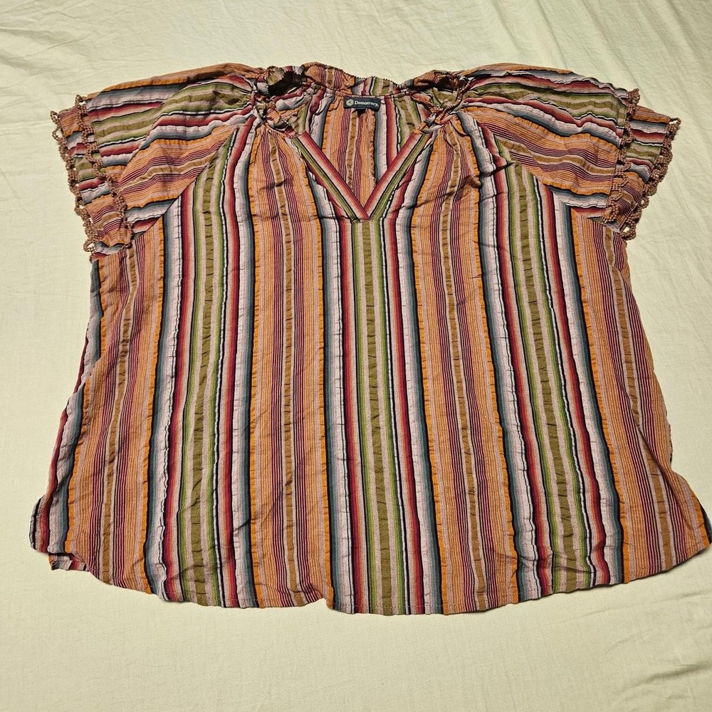 Democracy Top Women 2X Multi Color Striped Boho Crochet V-Neck WYP7230RW